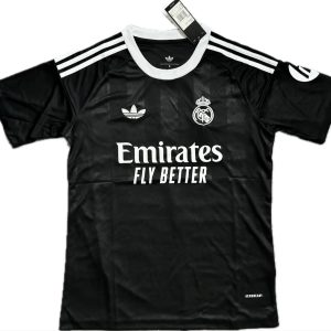 25-26 Real Madrid black training uniform goalkeeper jersey